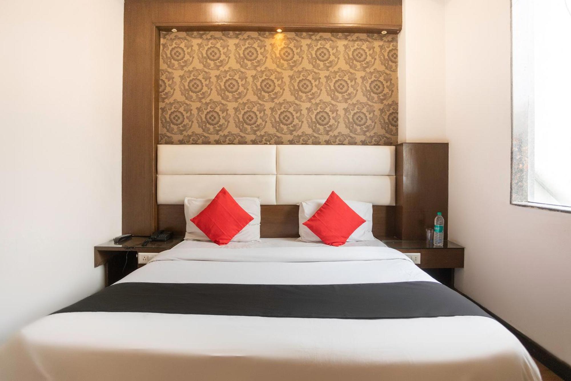 Hotel O Parktel Indirapuram Экстерьер фото