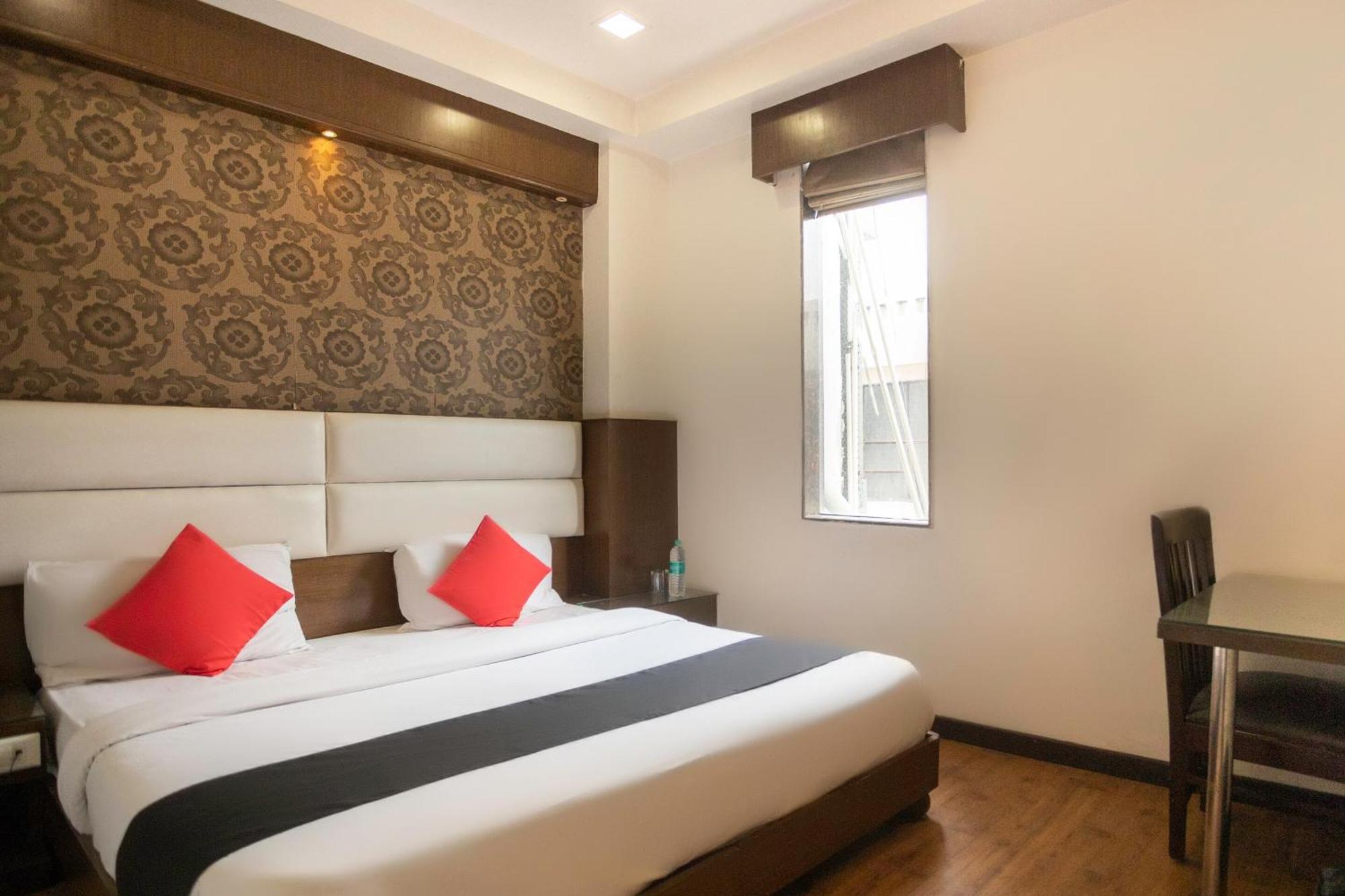 Hotel O Parktel Indirapuram Экстерьер фото